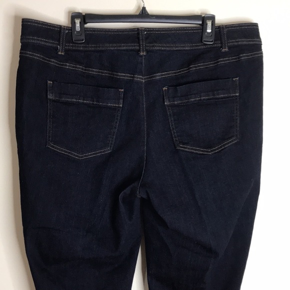 Talbots dark wash denim Capri jeans with button details along sides size 18 WP - Picture 8 of 11